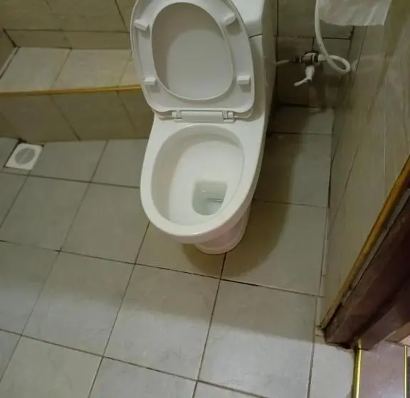 اتاق اکونومی, Oasis Hotel And Guest House. Voi