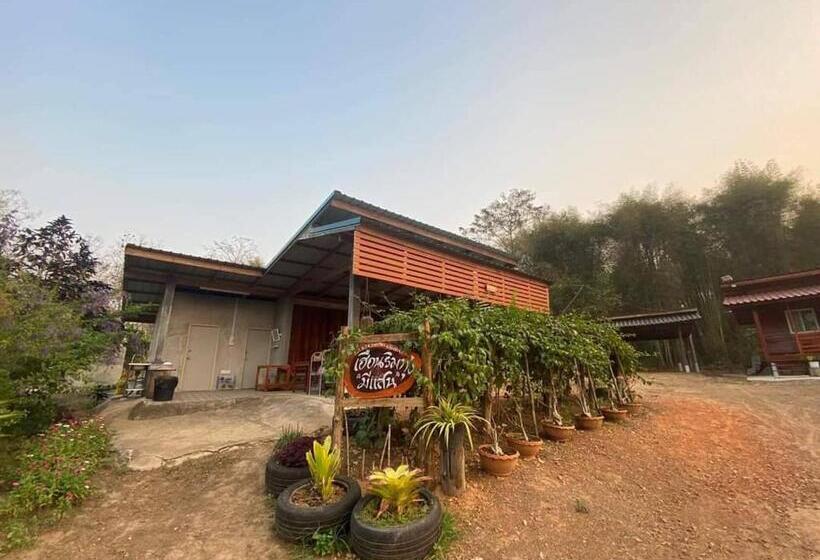 Habitación Cuádruple Estándar, เฮือนริมทุ่งมีแสน