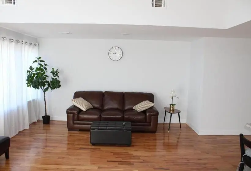 آپارتمان 3 خوابه, Cozy & Deluxe Apartment   Ez Access To Nyc
