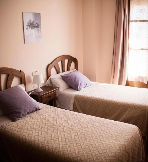 스탠다드 룸, Pension Las Cuevas De Cañart
