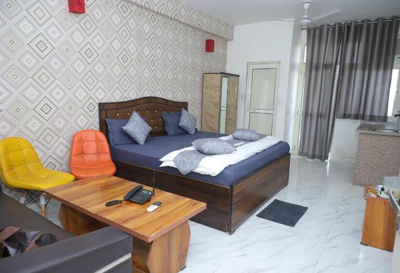 Deluxe-huone Parveke, Royal Choice Noida Sector 101