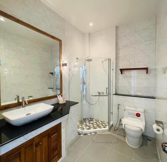 חדר סטנדרט, Kum Chan House