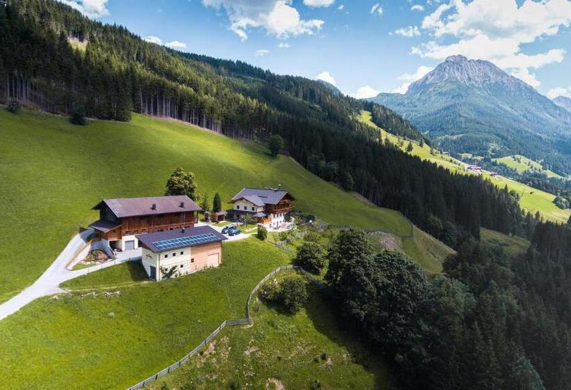 Апартаменты 2 Спальни, Mönchsberghof