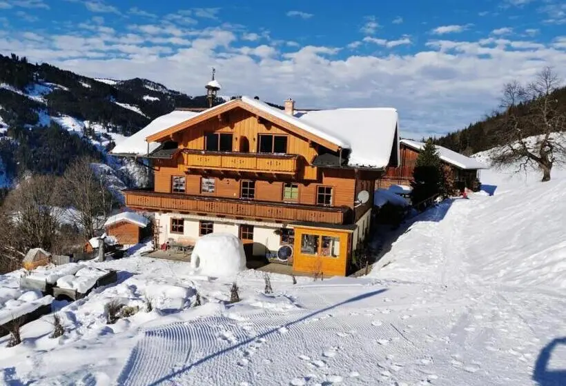 ２ベッドルームアパートメント, Mönchsberghof