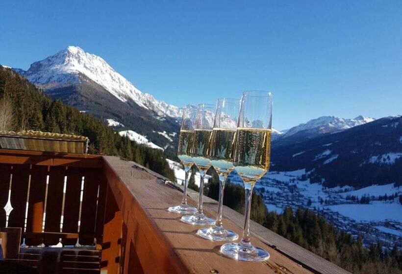 Апартаменты 2 Спальни, Mönchsberghof