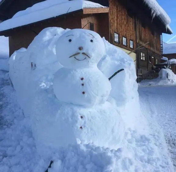 スタンダードトリプルルーム, Mönchsberghof