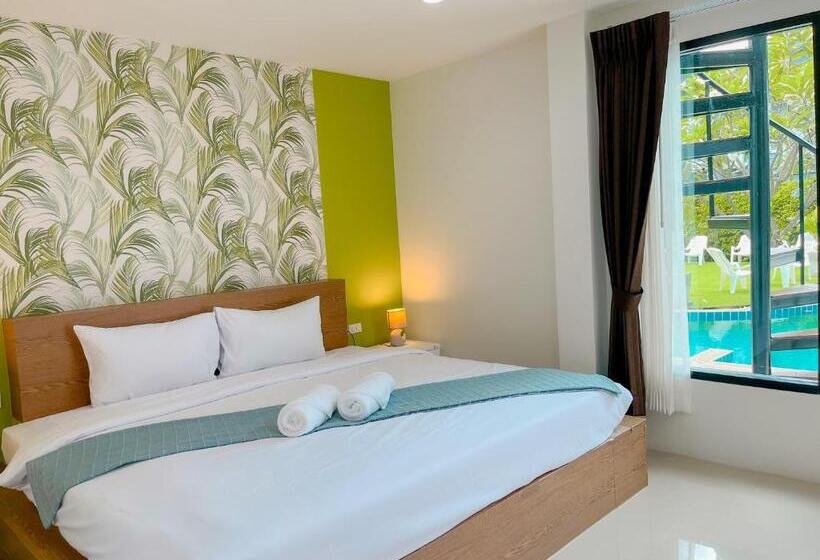 חדר דלוקס, Chanakarn Pool Access Rawai