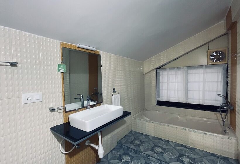 Номер Deluxe, Nagas Hotel Satyavati Morjim