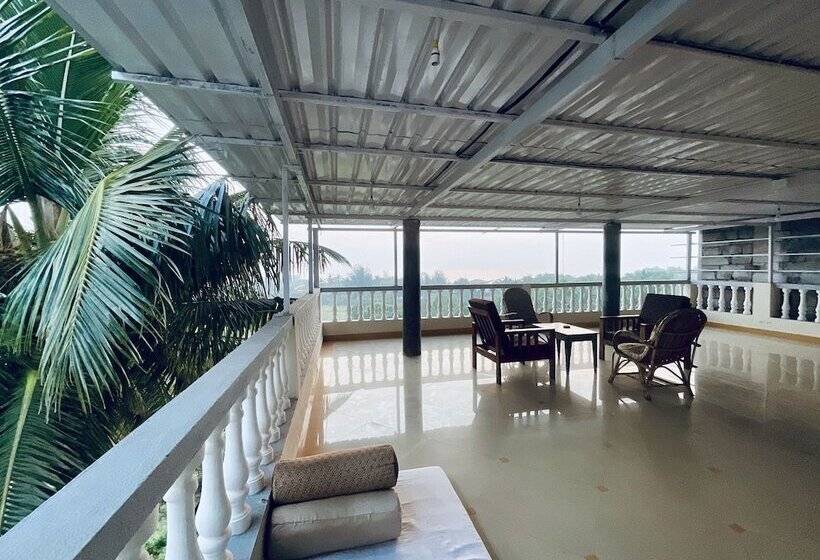 Quarto Deluxe, Nagas Hotel Satyavati Morjim