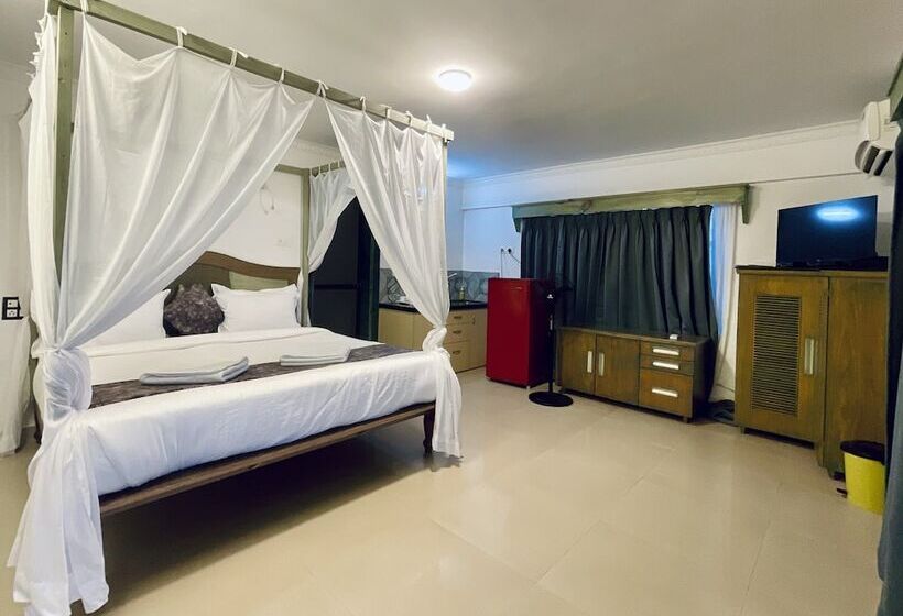 Номер Deluxe, Nagas Hotel Satyavati Morjim