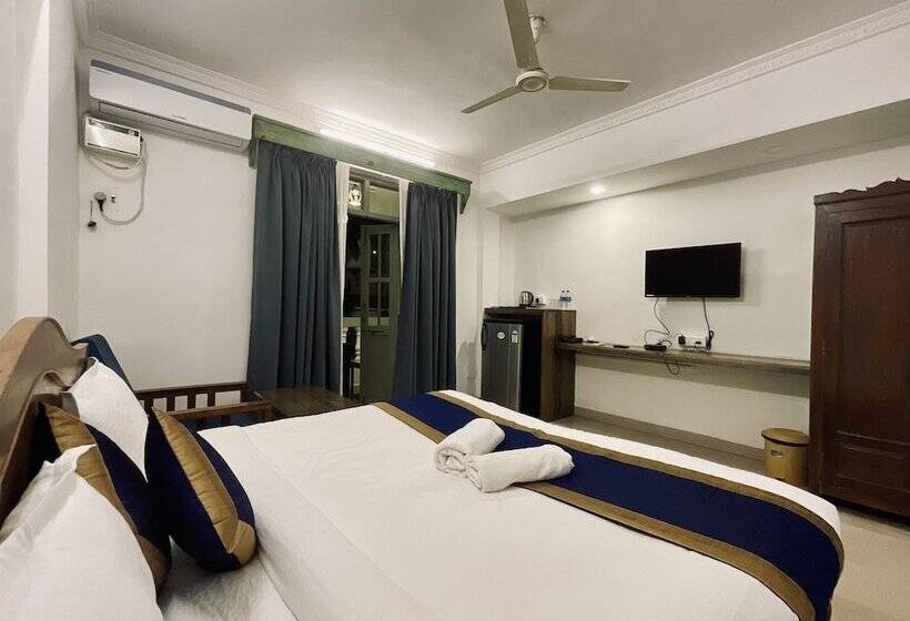 Quarto Deluxe, Nagas Hotel Satyavati Morjim