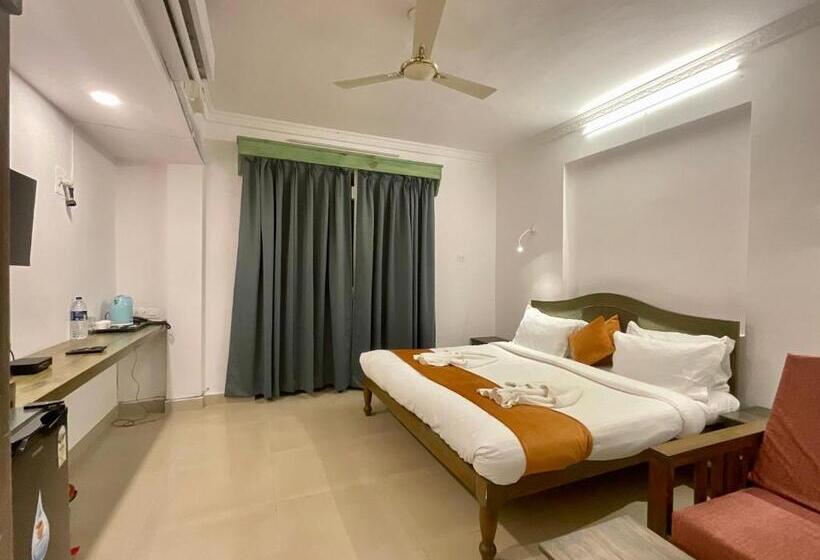디럭스 룸, Nagas Hotel Satyavati Morjim