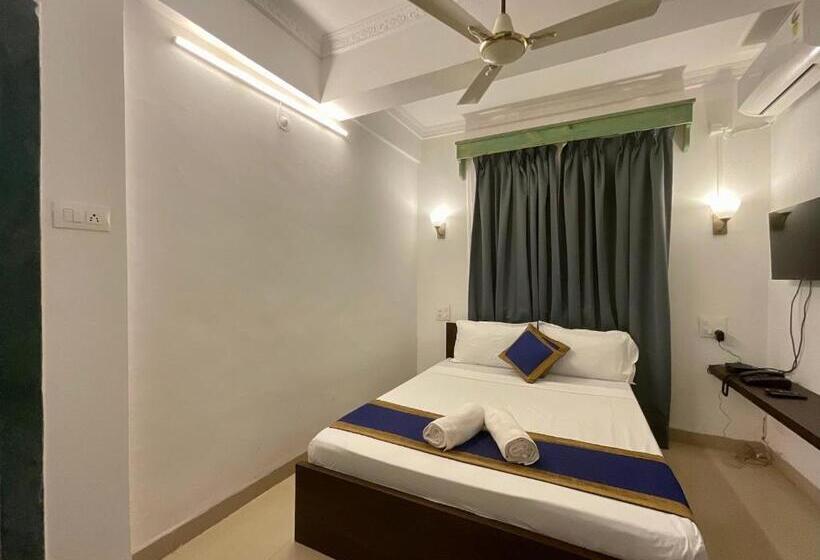 스탠다드 룸, Nagas Hotel Satyavati Morjim