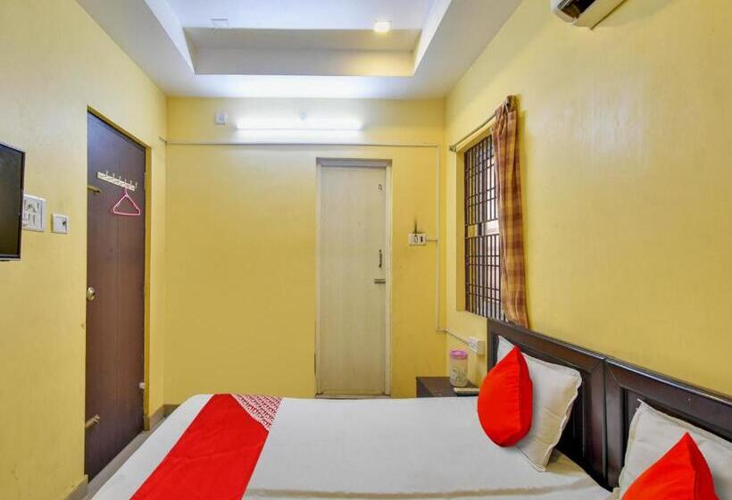 غرفة كلاسيكية ثلاثية, Oyo Flagship Adithya Residency