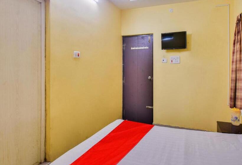 غرفة كلاسيكية ثلاثية, Oyo Flagship Adithya Residency