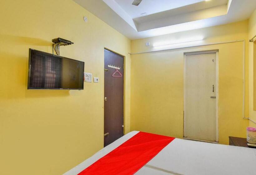 トリプルクラシックルーム, Oyo Flagship Adithya Residency