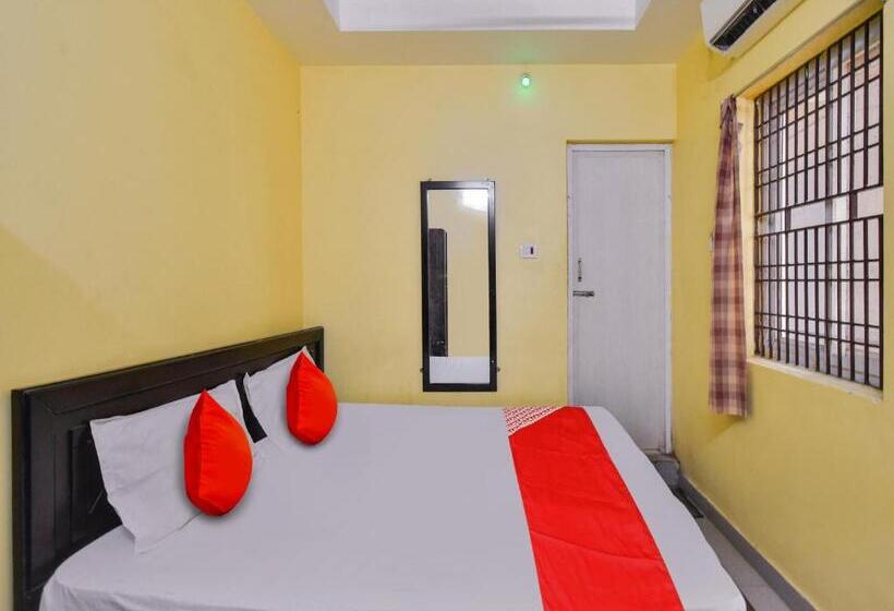 غرفة كلاسيكية ثلاثية, Oyo Flagship Adithya Residency