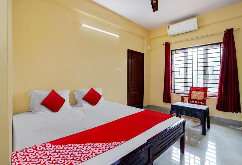 トリプルクラシックルーム, Oyo Flagship Souparnika Residency