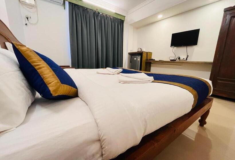 Quarto Estandar, Nagas Hotel Satyavati Morjim