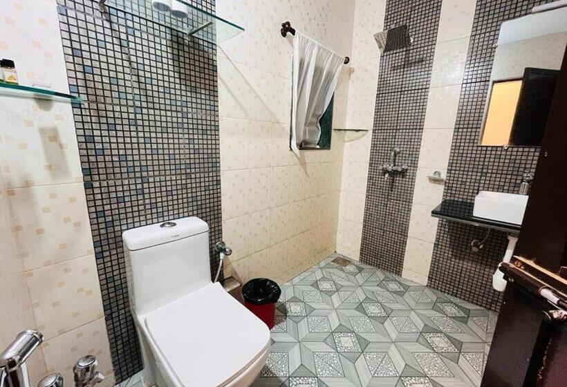 스탠다드 룸, Nagas Hotel Satyavati Morjim