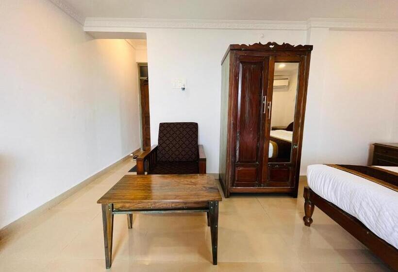 Номер Deluxe, Nagas Hotel Satyavati Morjim