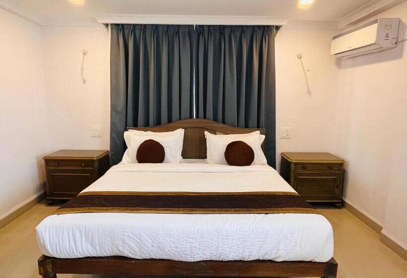 Quarto Deluxe, Nagas Hotel Satyavati Morjim