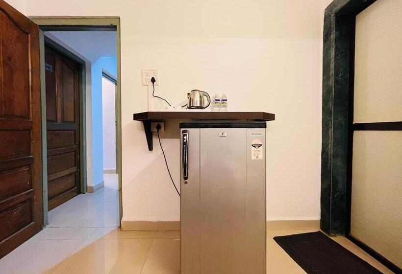 Quarto Basic, Nagas Hotel Satyavati Morjim