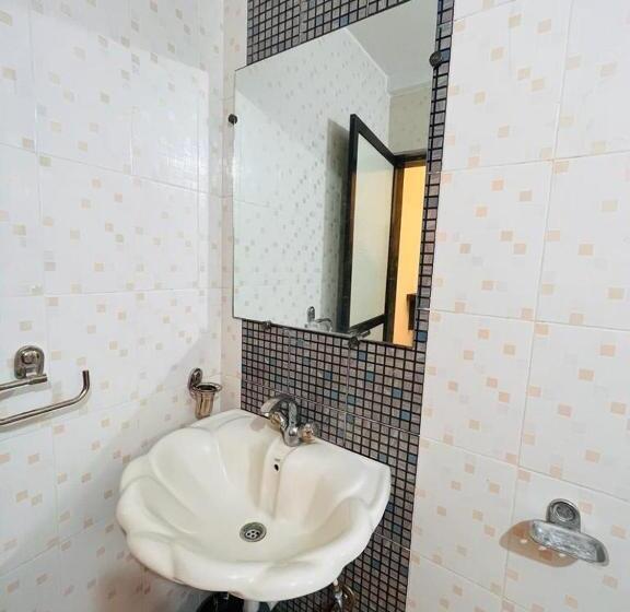 기본룸, Nagas Hotel Satyavati Morjim