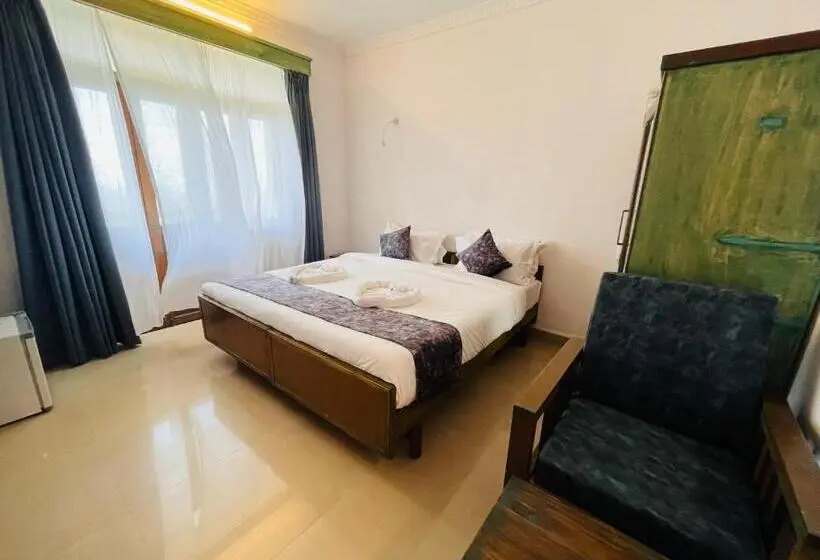 デラックスルーム, Nagas Hotel Satyavati Morjim