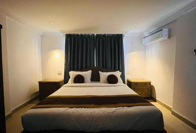 デラックスルーム, Nagas Hotel Satyavati Morjim