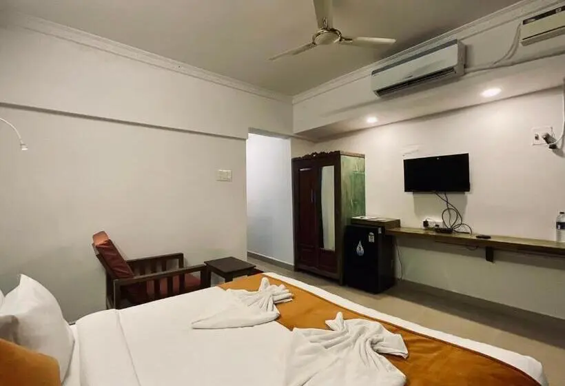 オーシャンビューデラックスルーム, Nagas Hotel Satyavati Morjim