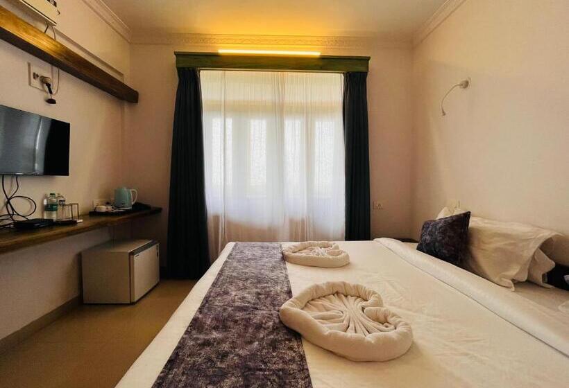디럭스 룸 바다 전망, Nagas Hotel Satyavati Morjim