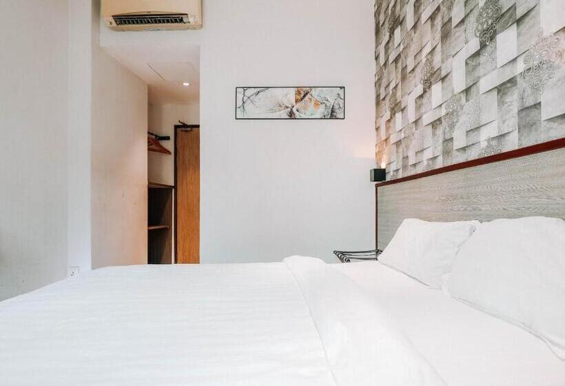 اتاق لوکس, Noble Hotel Express, Check In 10pm, Check Out 9am