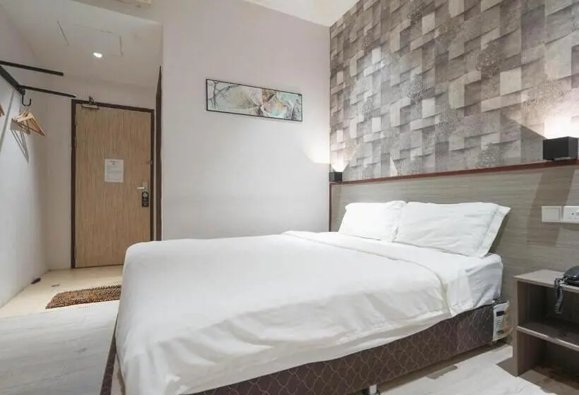 اتاق لوکس, Noble Hotel Express, Check In 10pm, Check Out 9am