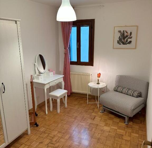 スタンダードルーム, Alla Casa Medievale