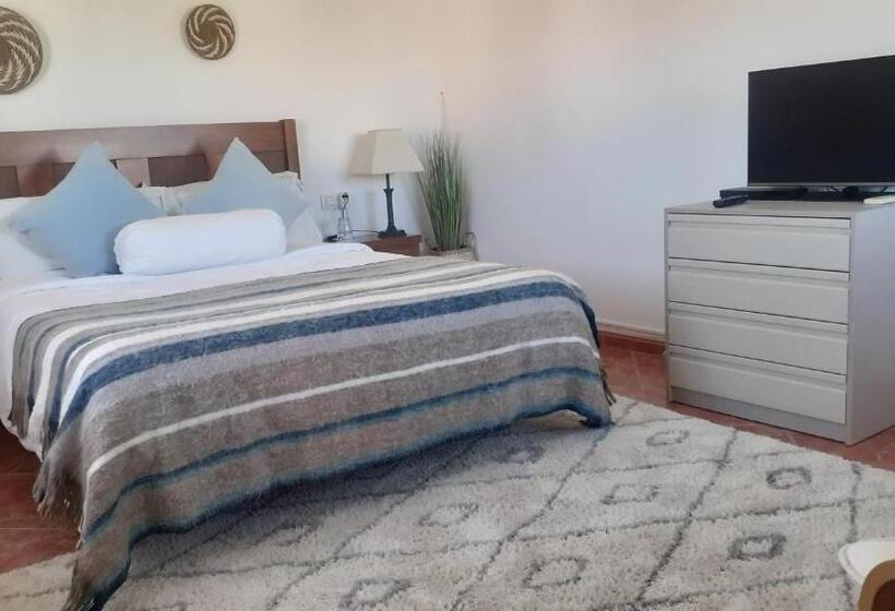 キングサイズベッドのスタンダードルーム, Els Poblets Denia Offers Casa Crosby Private Studio Within Walking Distance To The Beach