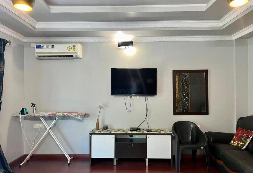 غرفة قياسية مزوَّدة بشُرفة, Fernandes Homestay  Amor