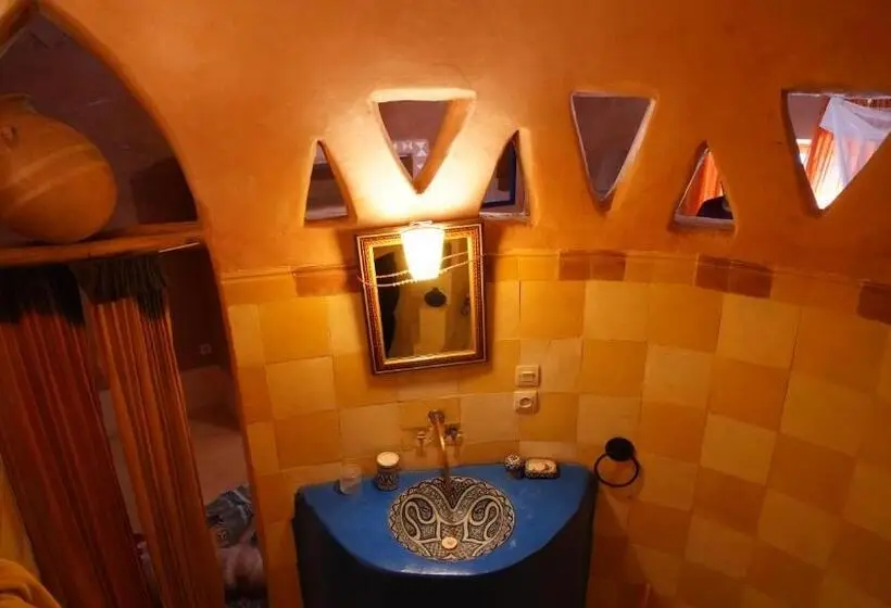 Standard Kolmen Hengen Huone, Kasbah Tigmi El Janoub