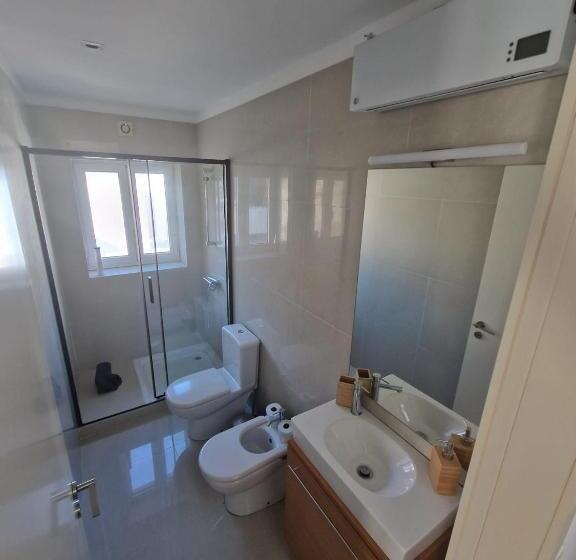 Номер Стандарт Совместная Ванная, Tukaza Guesthouse By Geyra