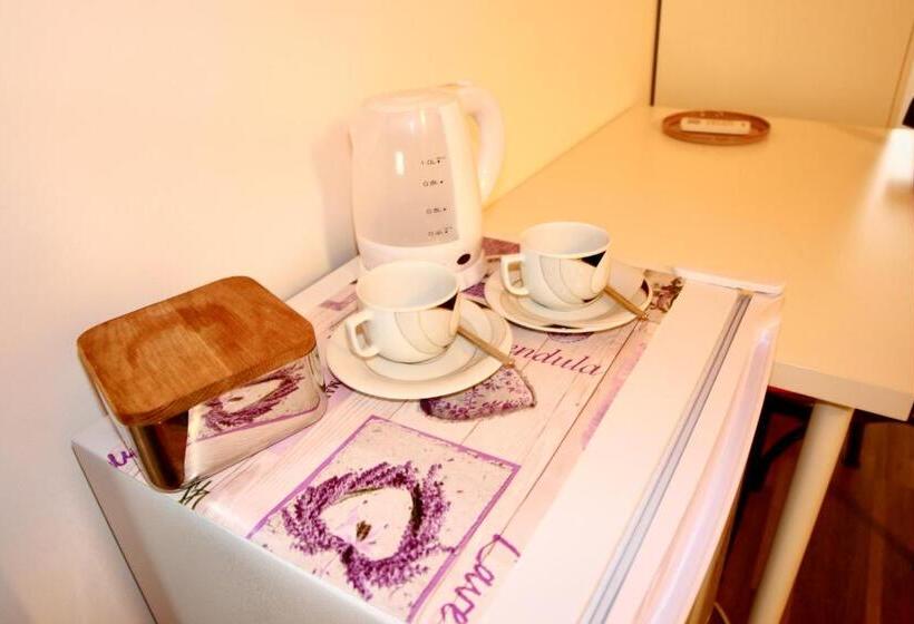 디럭스 룸, Una Vita In Vacanza