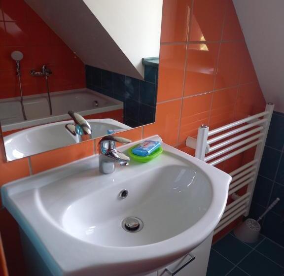 标准间带湖景, Vendégház Petörke