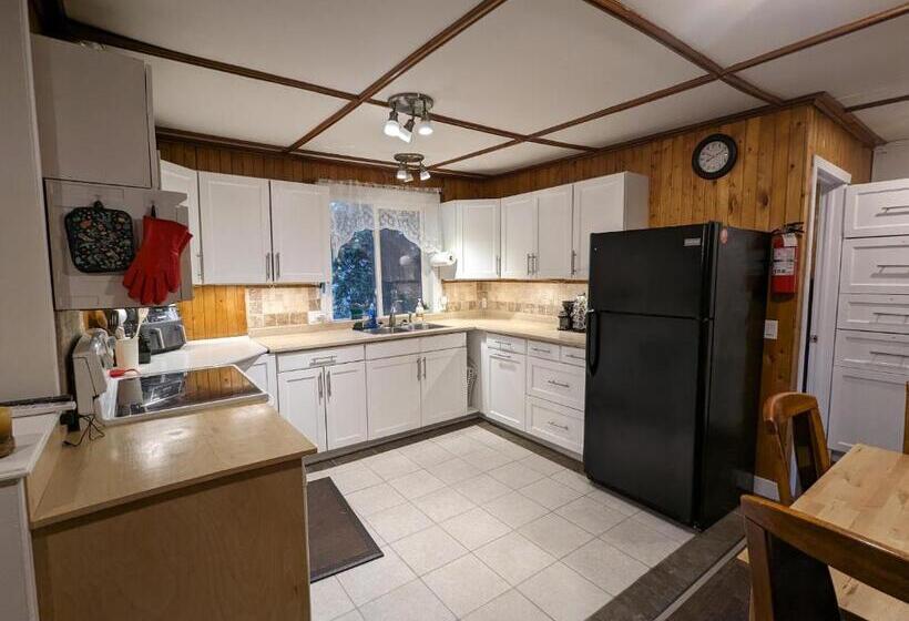 جناح 3 غرف نوم, Crewcomfort Suites