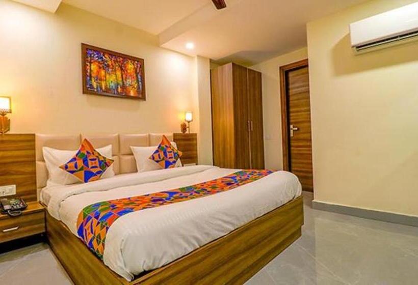 디럭스 룸, Fabhotel Regency K9 Model Town