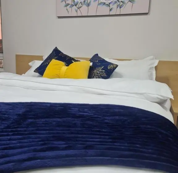 デラックススイート, Pastello Guest House