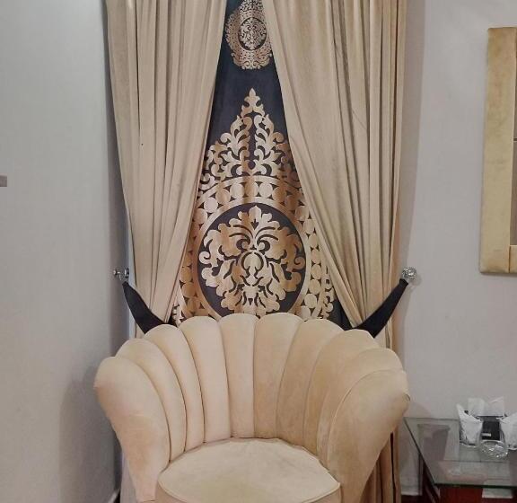 اتاق لوکس, Royal Galaxy