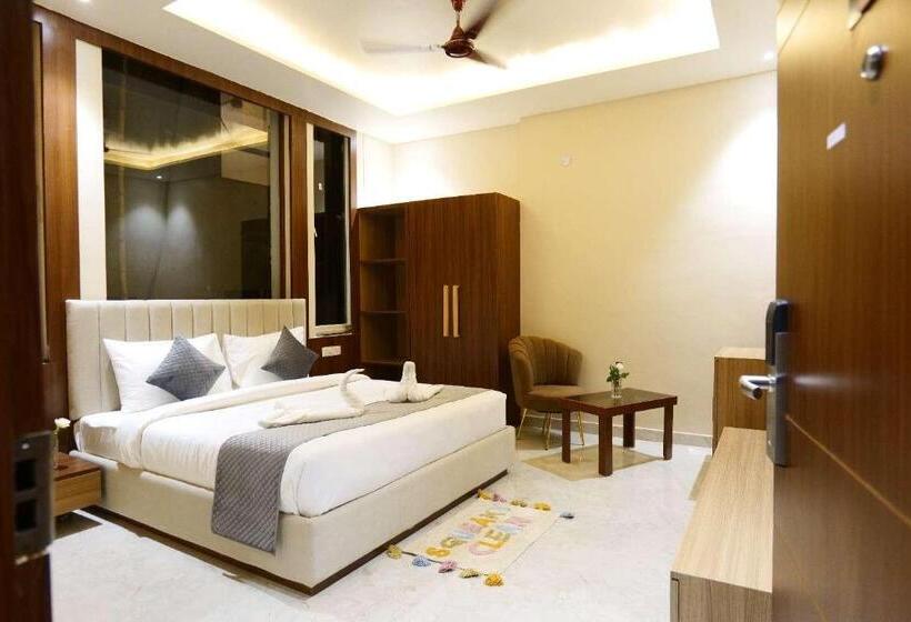 Quarto Deluxe, Vedangam
