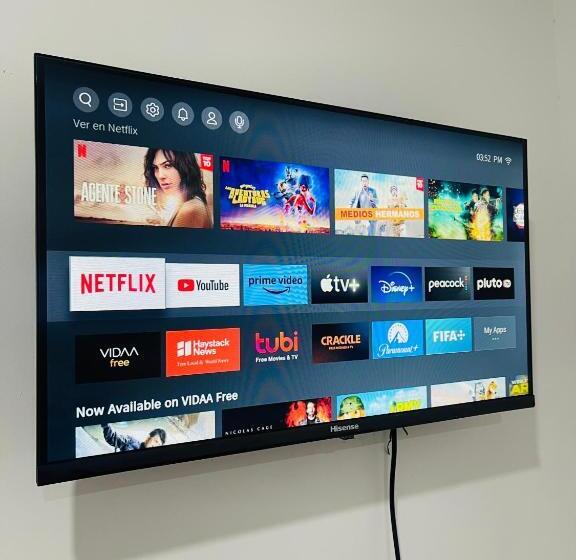 带2个双人床的标准工作室, Indomus Rooms