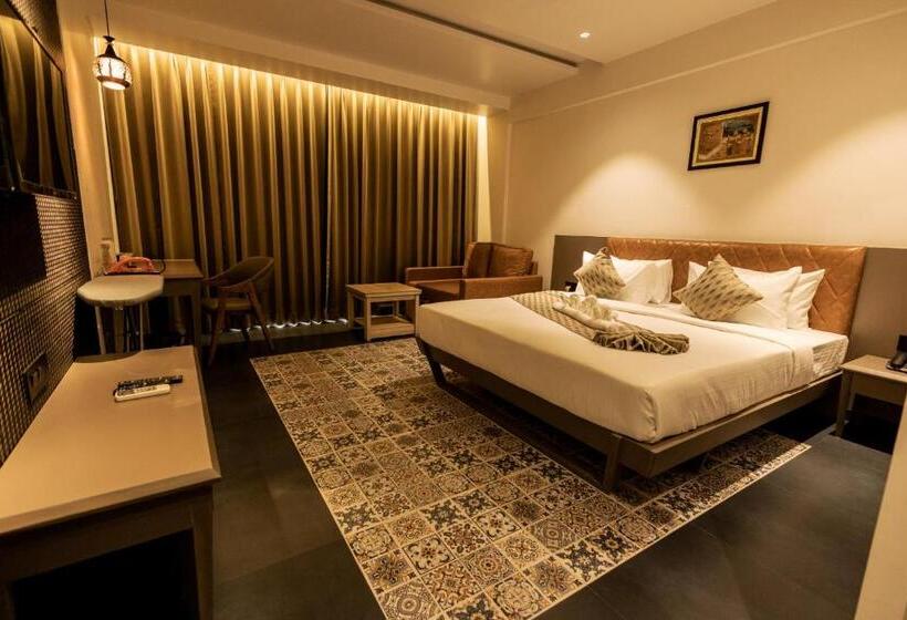 סוויטה, Krown Palace Resort