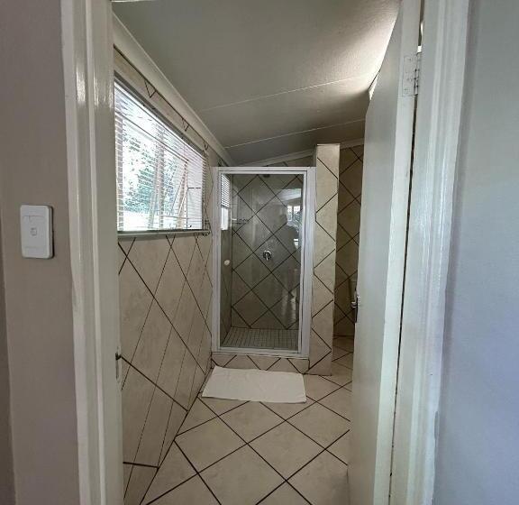 סוויטה דלוקס, 9 Wena Ave Guesthouse