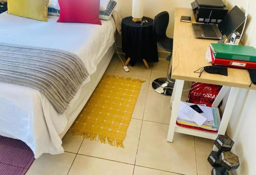 Standard-huone, Busy Bee Guest House